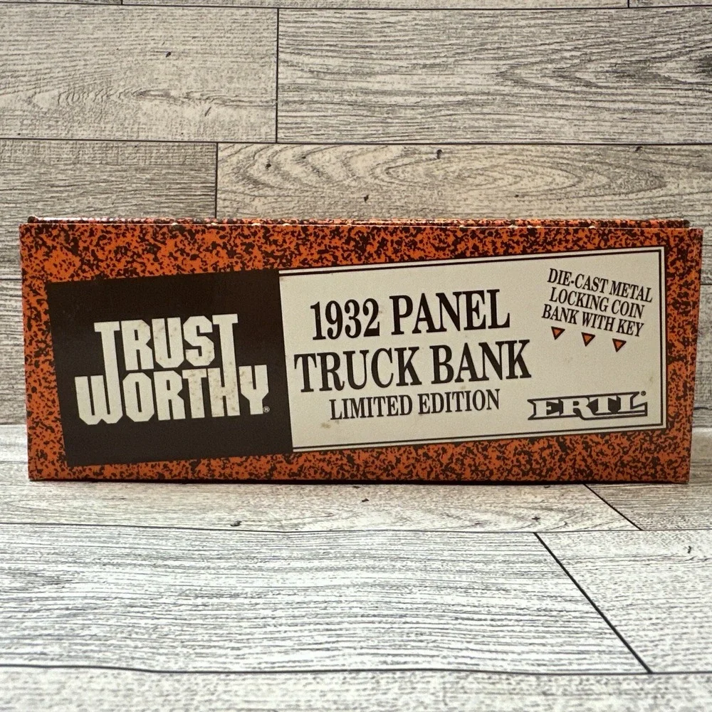 TRUST WORTHY 1932 Panel Truck Bank Die Cast Coin Bank‎ #9100 (1990) Ertl